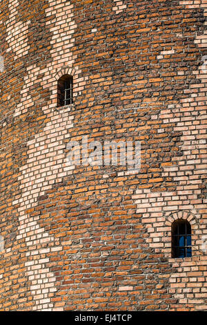 Rot im Alter Ziegel Wand Textur Stockfoto