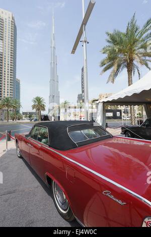 Oldtimer auf dem Display auf dem Emirates Classic Car Festival März 2015 in Downtown District von Dubai Vereinigte Arabische Emirate Stockfoto