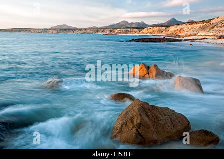 Wasser wirbeln um Felsen, Cabo Pulmo (auf der Sea of Cortez), Baja California Sur, Mexiko Stockfoto