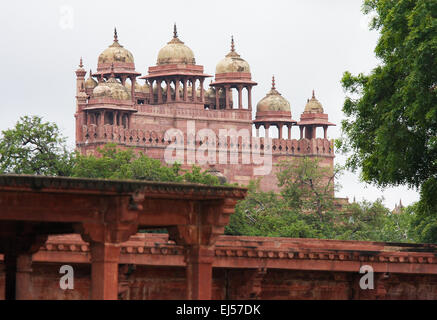 Jama Masjid Moschee (16. Jh.) in Fatehpur Sikri, antiken Stadt gegründet von Mughal Kaiser Akbar, eines der am besten erhaltenen col Stockfoto