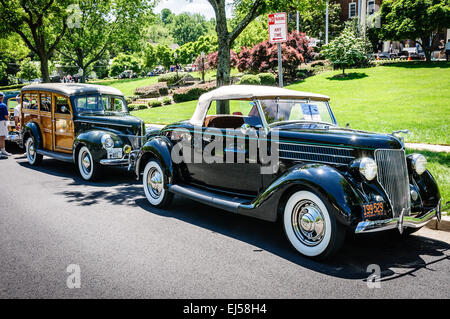 1936 Ford Delux, Roadster, Oldtimer Show, Armstrong Straße, Altstadt Fairfax, Virginia Stockfoto