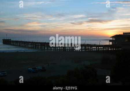 Ventura Pier bei Sonnenuntergang, Ventura, Kalifornien, USA Stockfoto