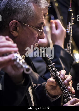 Klarinettist des Nationalorchesters Präsidenten der Ukraine. 21. März 2015. 21. März 2015 in Kiew statt 14 internationales jazz-Festival "Einheit" © Igor Golovniov/ZUMA Draht/Alamy Live News Stockfoto
