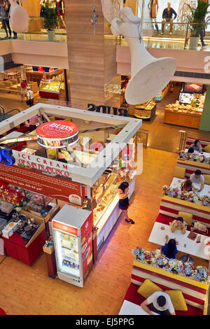 Food-Court im Vincom-Center. Ho-Chi-Minh-Stadt, Vietnam. Stockfoto