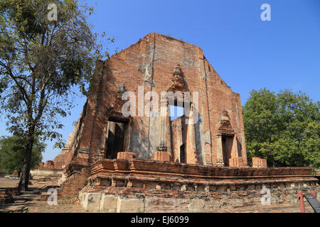 Ubosot (Ordinationshalle) im Wat Khudeedao, die Ruine eines buddhistischen Tempels im historischen Park von Ayutthaya, Thailand Stockfoto