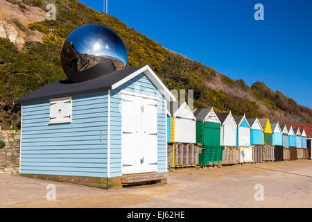 Strandhütten am mittleren Chine Beach Bournemouth-Dorset-England-Großbritannien-Europa Stockfoto