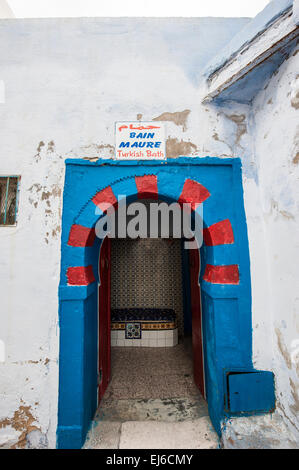 Tor zur türkischen Bädern in der Medina, Hammamet, Tunesien. Stockfoto