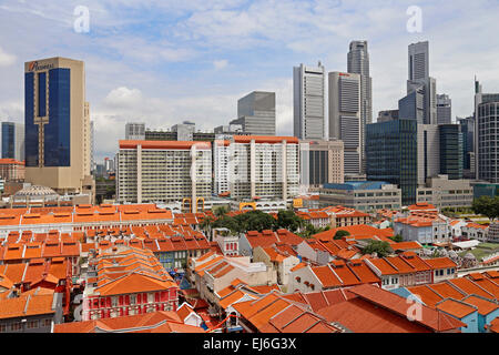 Ansicht von Chinatown in Richtung der Innenstadt von Singapur aus Chinatown Komplex Stockfoto