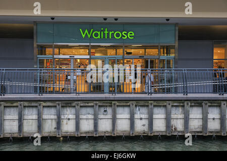 Waitrose Speicher in Canary Wharf, London England Vereinigtes Königreich UK Stockfoto