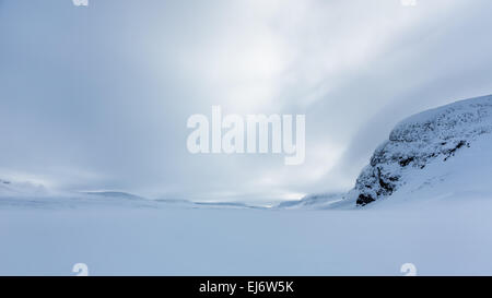 Riesige schneebedeckte Kebnekaise Berggebiet, Kiruna, Schweden, Europa, EU Stockfoto