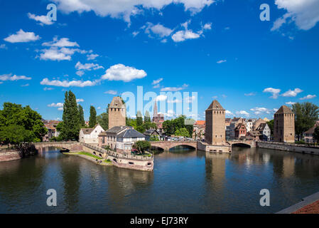 Straßburg Skyline, Ponts Couverts Brücke, überdachten Brücken, Ill, Wachtürmen, Kathedrale, La Petite France, Alsace, Frankreich, Europa, Stockfoto