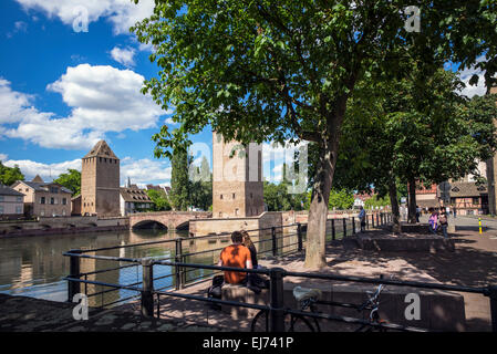 Die wachtürme von Ponts-Couverts Brücke, La Petite France, Straßburg, Elsass, Frankreich, Europa Stockfoto