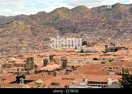 Rote Dächer der Altstadt, Cuzco, Peru Stockfoto