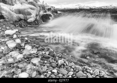 Brecher, See Tornetraesk, Lappland, Schweden Stockfoto