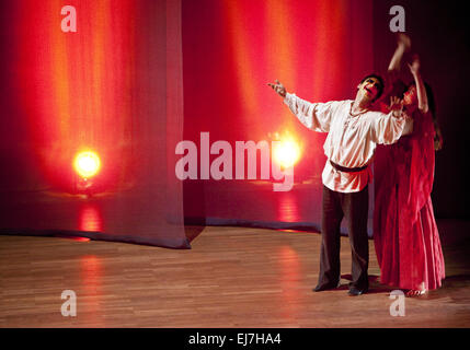 Eurythmie-Aufführung, Witten, Deutschland Stockfoto