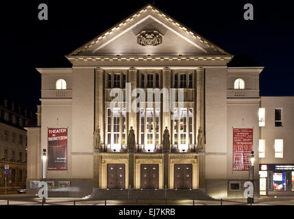 Beleuchtete Theater Hagen, Deutschland Stockfoto