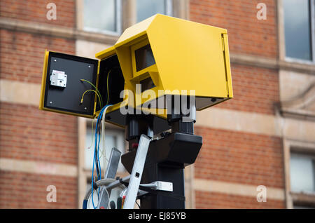 Digitale Blitzer installiert wird Stockfoto