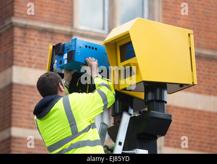 Digitale Blitzer installiert wird Stockfoto