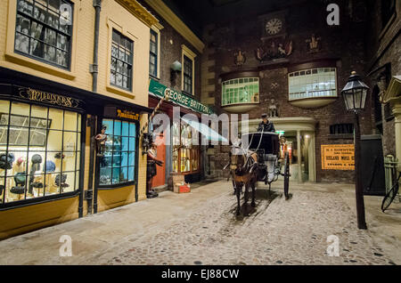 Viktorianischen Straße innen York Castle Museum, UK Stockfoto