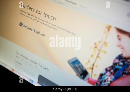 Internet Explorer ist auf der Microsoft-Website unter Windows 7 auf Mittwoch, 18. März 2015 zu sehen.  Microsoft hat angekündigt, es war Verschrottung der ehrwürdigen Webbrowser und ersetzt sie durch einen Browser mit dem Codenamen "Project Spartan", die auf alle Ihre Geräte einschließlich mobiler Geräte laufen wird.         Internet Explorer Befehle nur 30 Prozent der Browser-Markt.  (© Richard B. Levine) Stockfoto