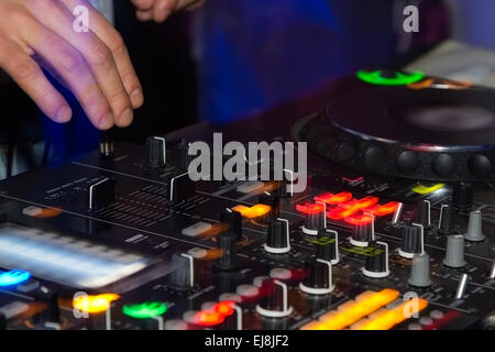 Disco Partys DJ. Sound-equipment Stockfoto