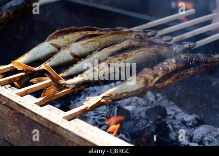 frischer Fisch vom Grill Stockfoto