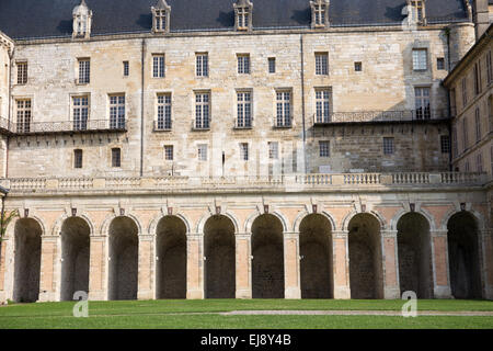 Schloss in La Roche-Guyon, Val d ' Oise, Frankreich, Europa Stockfoto