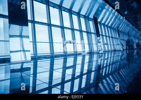 moderne Glas-Aussichtsplattform Stockfoto