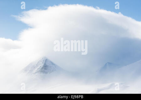 stürmischen Wolken, Stuor Reaiddavaggi, Lappland, Schweden Stockfoto