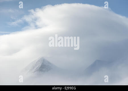 stürmischen Wolken, Stuor Reaiddavaggi, Lappland, Schweden Stockfoto