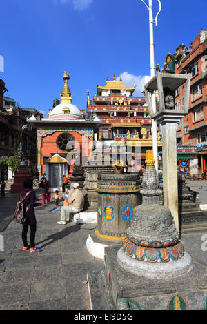 Religiöse Elemente in Nagha Bahal, buddhistische Stupa, Thamel-Bezirk, Stadt Kathmandu, Nepal, Asien. Stockfoto