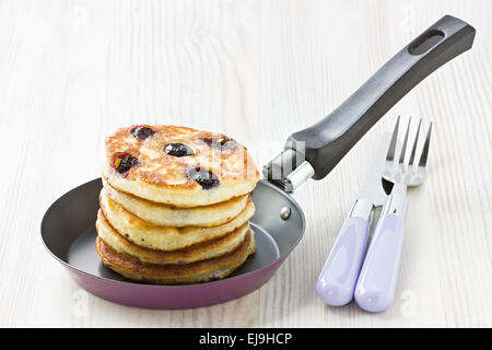 Heidelbeer-Pfannkuchen Stockfoto