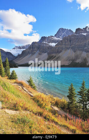 Brilliant Bow Lake Stockfoto