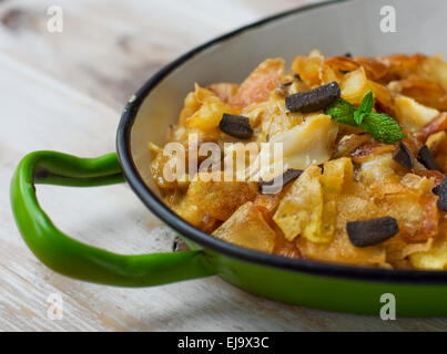 Kabeljau BHs Stil (Bacalhau eine Bras). Portugiesische Küche. Stockfoto