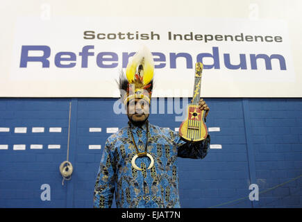 Schottland geht an den Umfragen für die schottische Unabhängigkeit Referendum 2014 Benny Wenda der Free West Papua-Bewegung hier ist als Gast der radikalen Unabhängigkeit Kampagne, das Referendum zu erleben. Mitwirkende: Benny Wenda wo: Edinburgh, Vereinigtes König Stockfoto