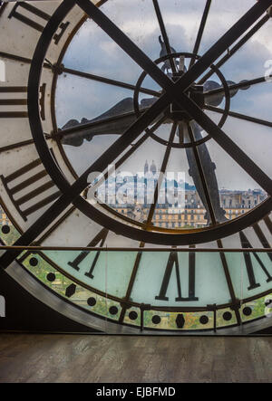 Uhr im Musée d ' Orsay, Paris Stockfoto