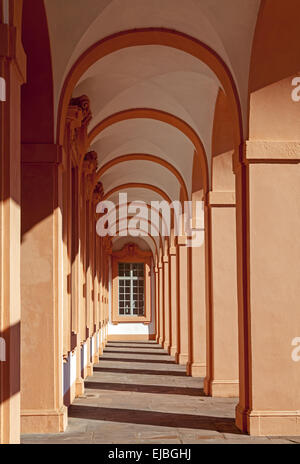 Arcade an der Residenz Schloss Rastatt Stockfoto