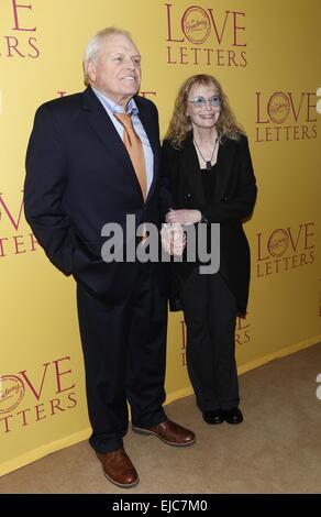 Opening Night after-Party für das Broadway Liebesbriefe statt im Restaurant Brasserie 8,5 - Ankünfte. Mitwirkende: Brian Dennehy, Mia Farrow wo: New York, New York, Vereinigte Staaten von Amerika als: 18 Sep 2014 Stockfoto