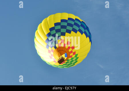 Gelb Heißluft-Ballon Stockfoto