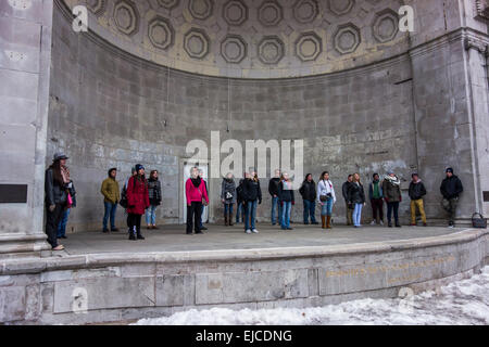 Kearney High School Concert Choir Durchführung eine spontane Konzert im Musikpavillon, Central Park, New York Stockfoto