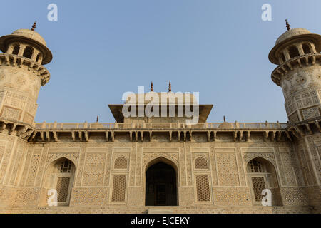 Itimad-Ud-Daulah oder Baby Taj in Agra Indien Stockfoto