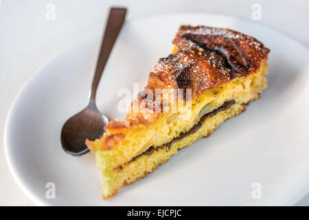 Biskuit gefüllt mit Milchschokolade Stockfoto