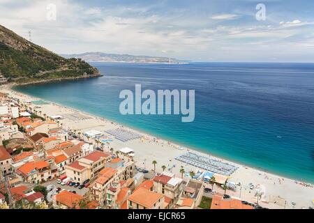 Auf Scilla Strand in Kalabrien anzeigen Stockfoto