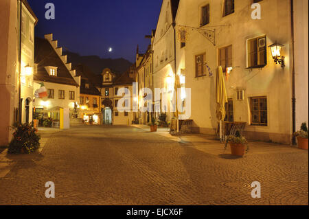 Stadt Füssen in Bayern in der Nacht Stockfoto