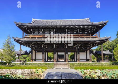 Haupttor im Tempel Tofuku-Ji, Kyoto, Japan Stockfoto