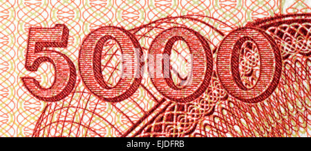 Ausschnitt aus einer 1985 peruanischen 5000 Sohlen Banknote zeigt Detail Anzahl 5000 Stockfoto