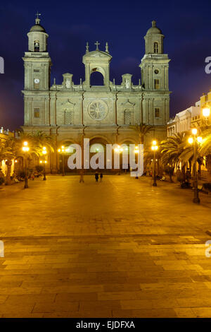 Die Kathedrale Santa Ana in der Nacht, La Vegueta, Las Palmas, Gran Canaria, Spanien Stockfoto