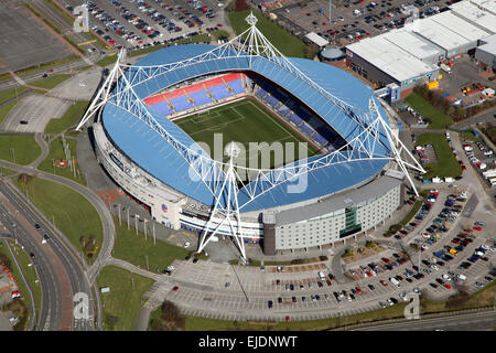 Bolton Wanderers' University of Bolton Stadium aus der Vogelperspektive Stockfoto