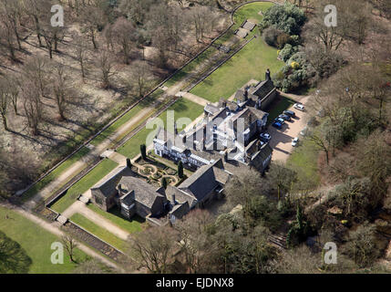 Luftaufnahme des Smithills Hall in der Nähe von Bolton, Lancashire, UK Stockfoto