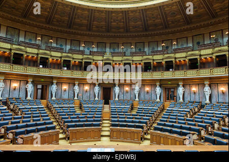 Montage-Bundeskammer am österreichischen Parlamentsgebäude, Wien, Österreich. Stockfoto